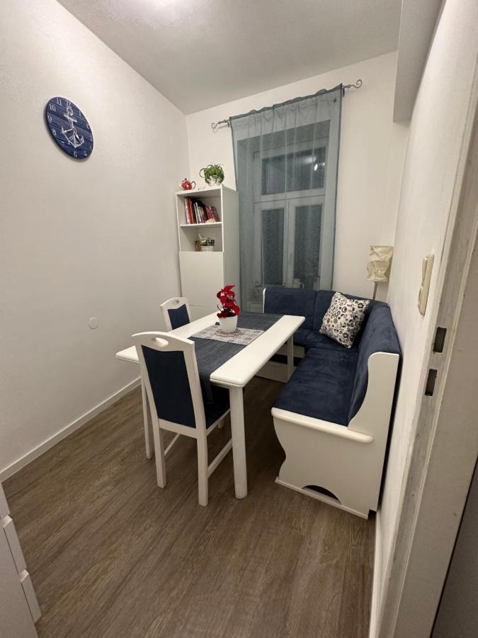 Ferienwohnung Cosy & Quiet In 17Th District Wien Exterior foto