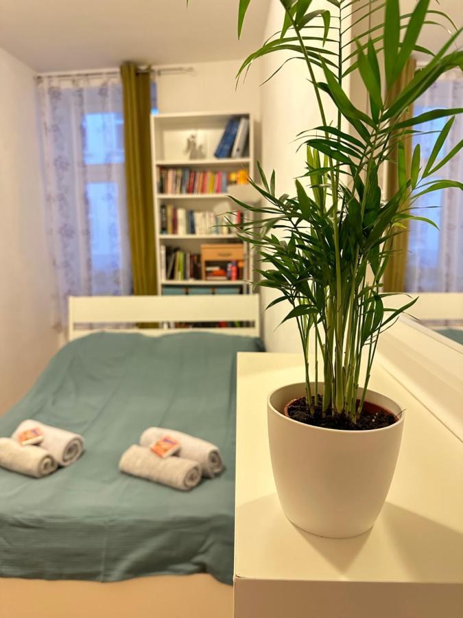 Ferienwohnung Cosy & Quiet In 17Th District Wien Exterior foto